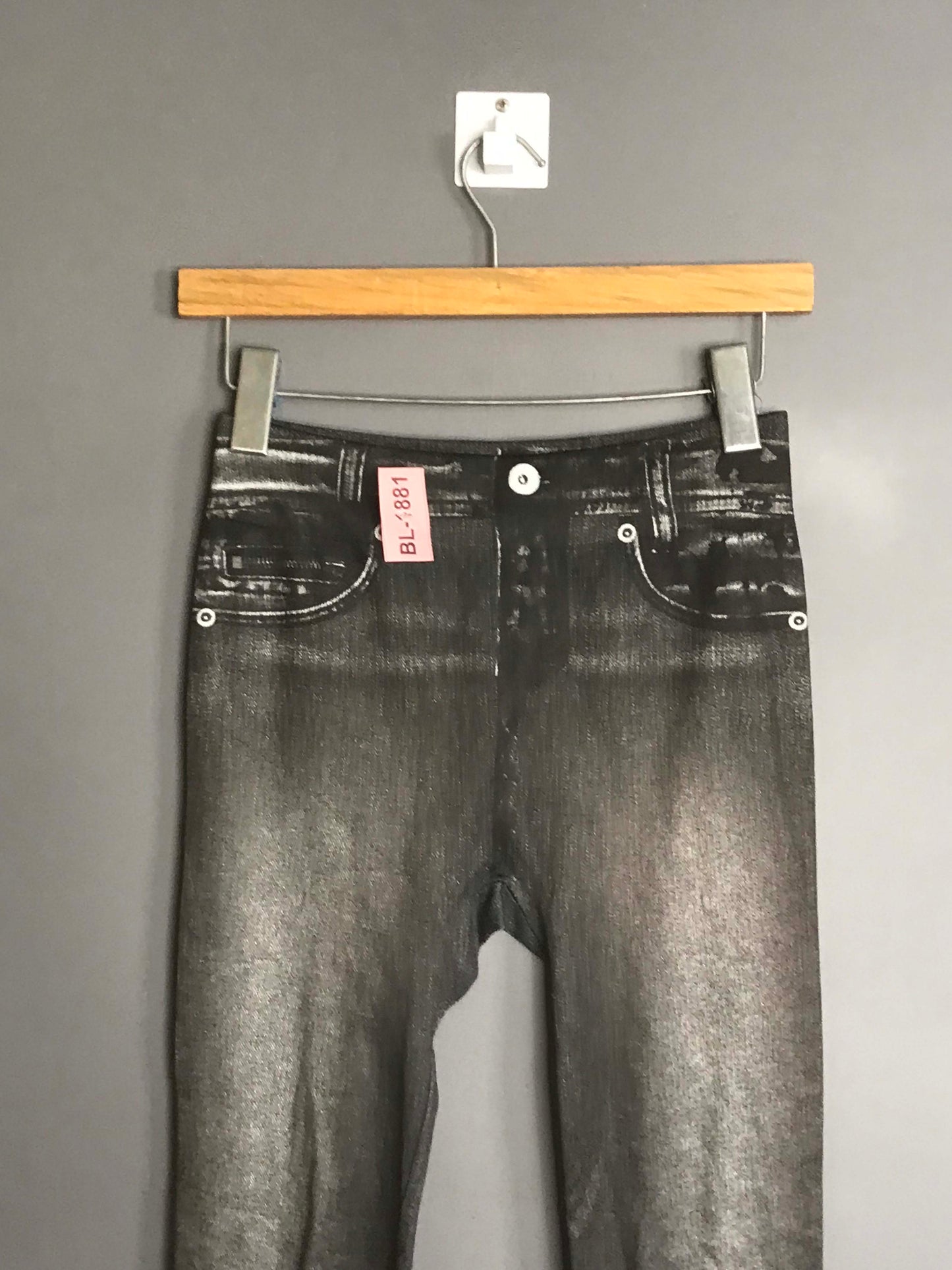 BL- 1881 BRAND: limjegging