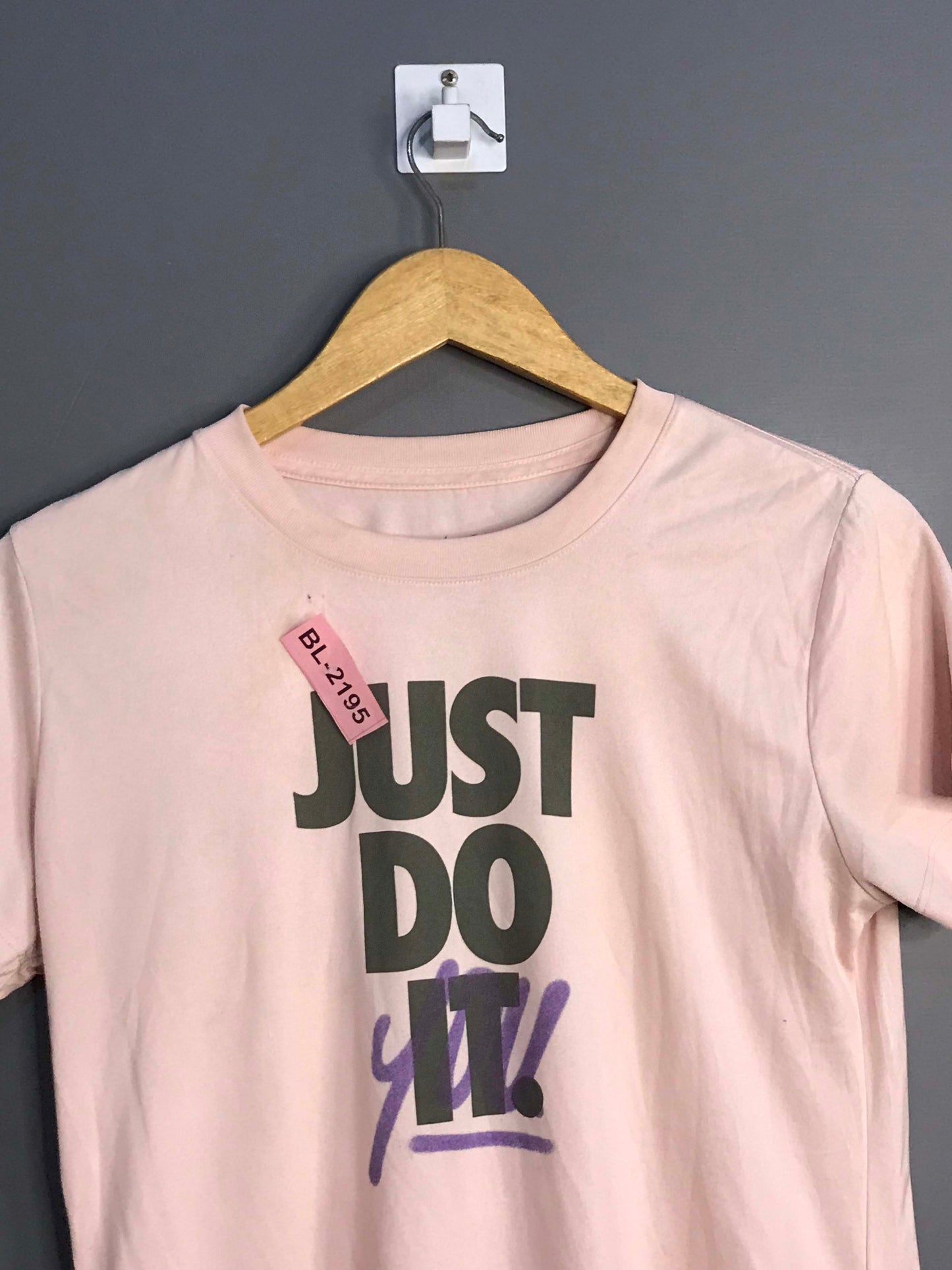 BL- 2195 BRAND: NIKE